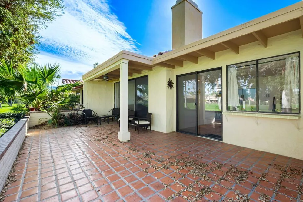 280 Tolosa Circle Palm Desert, CA 92260