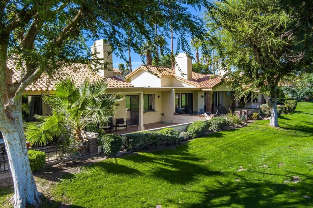 280 Tolosa Circle Palm Desert, CA 92260