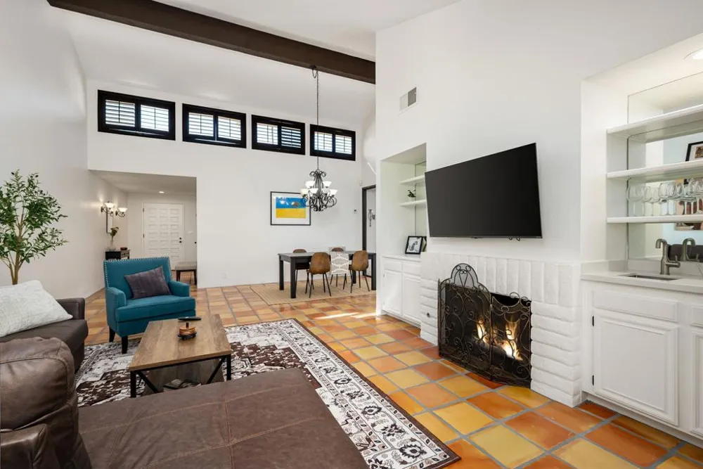 280 Tolosa Circle Palm Desert, CA 92260