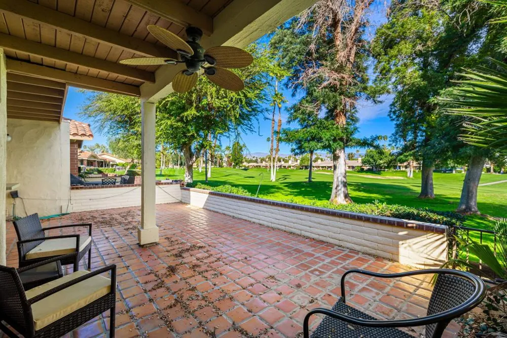 280 Tolosa Circle Palm Desert, CA 92260