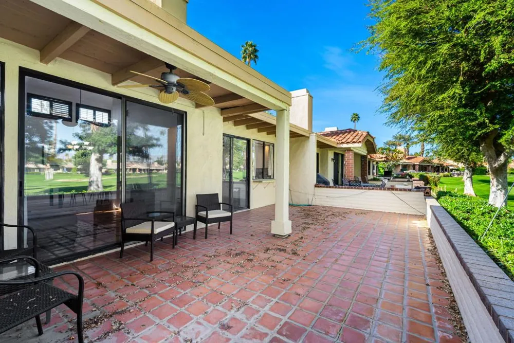 280 Tolosa Circle Palm Desert, CA 92260