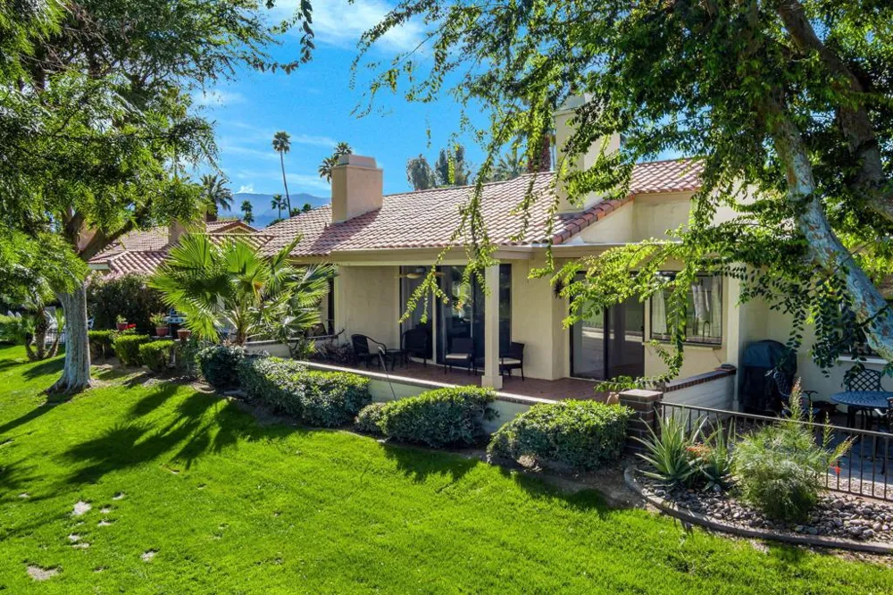 280 Tolosa Circle Palm Desert, CA 92260