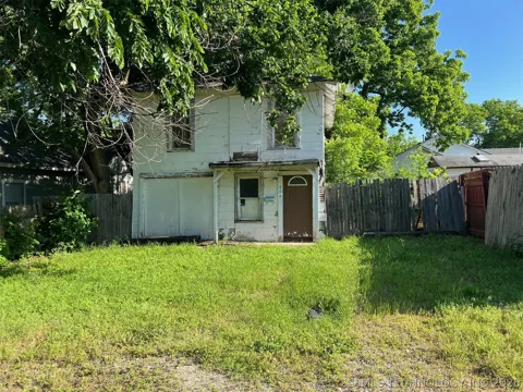 404 W 18th