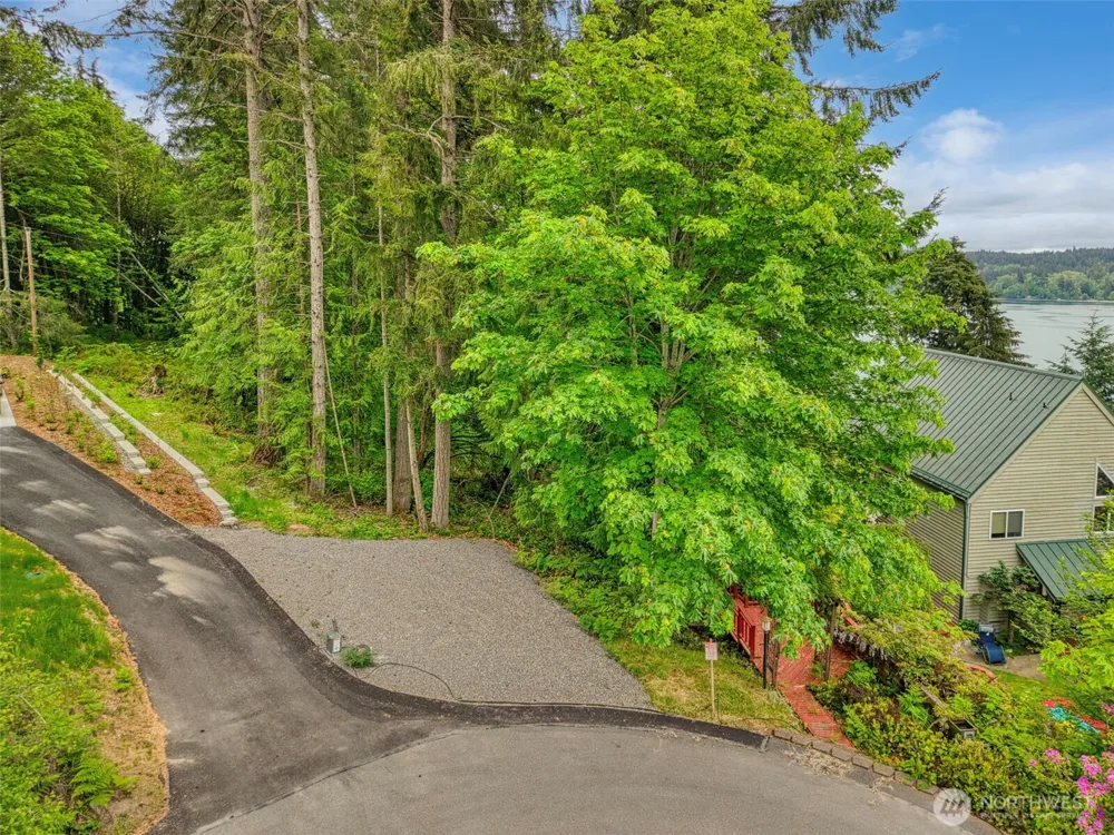 1102 143rd Street NW Gig Harbor, WA 98332