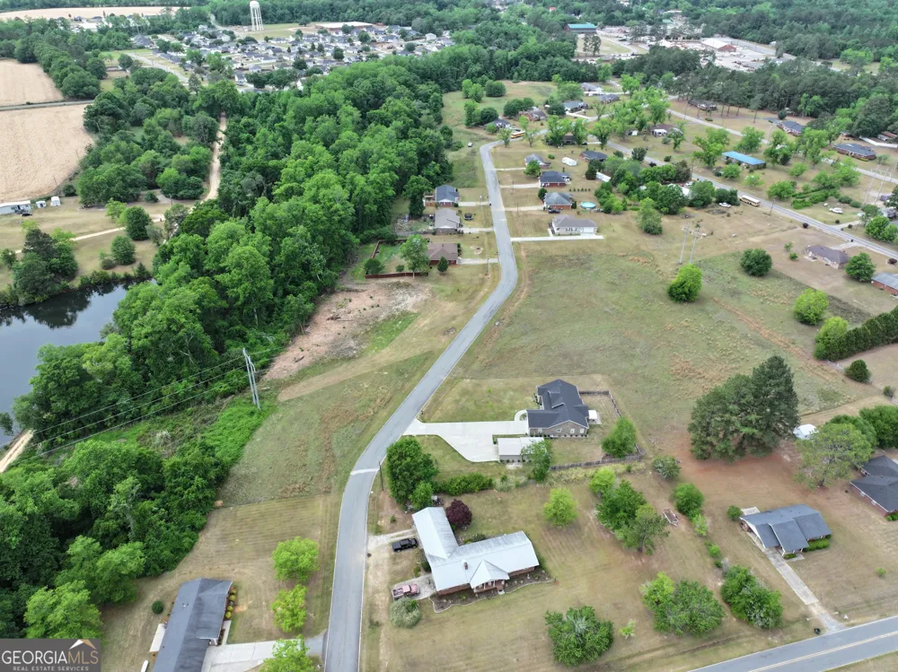 0 E Howard ST Glennville, GA 30427
