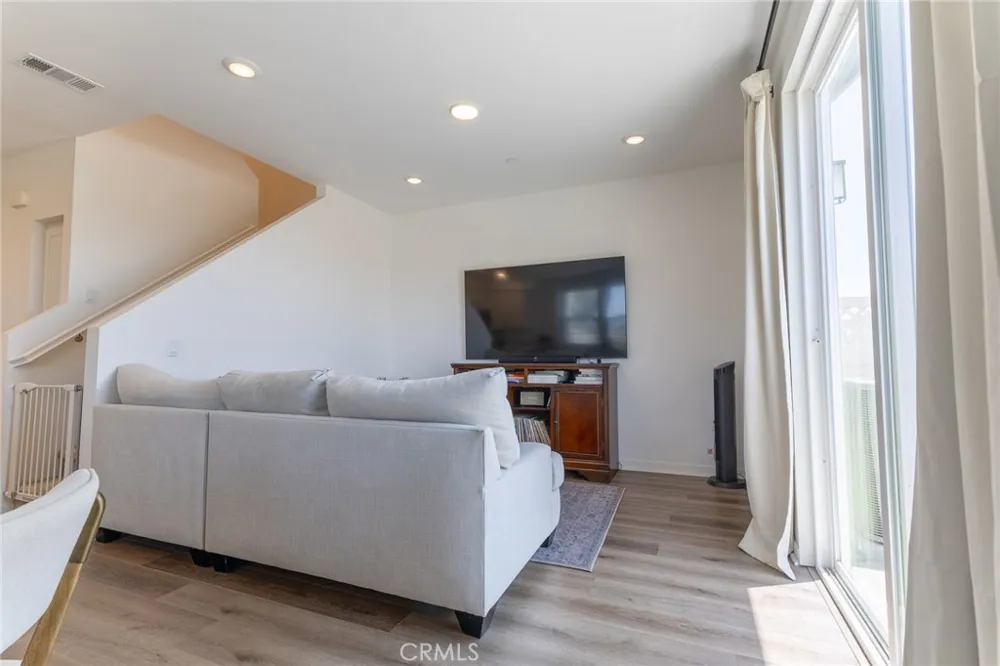 1362 Anise Upland, CA 91786