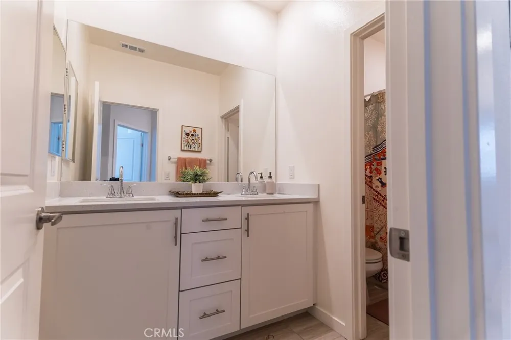 1362 Anise Upland, CA 91786