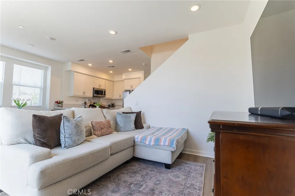 1362 Anise Upland, CA 91786