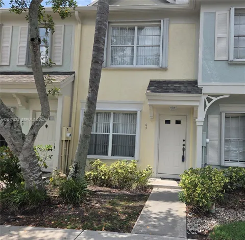 47 Simonton Cir