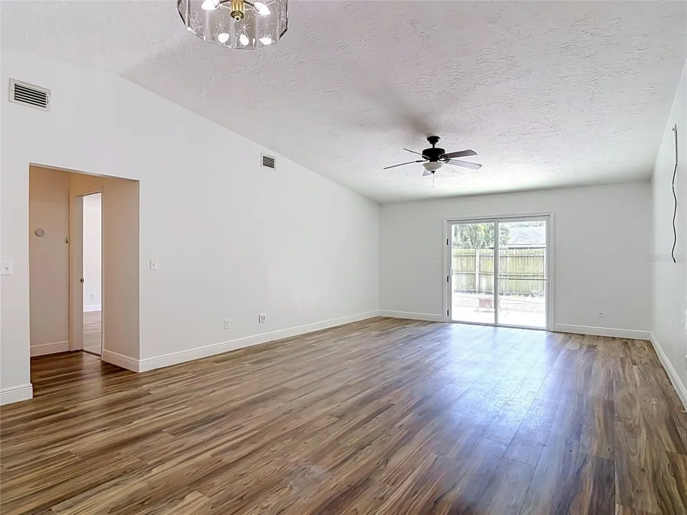 1302 BOND STREET Edgewater, FL 32132