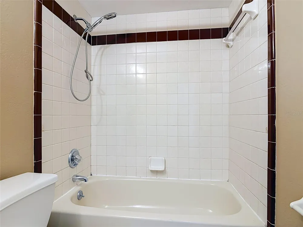 1302 BOND STREET Edgewater, FL 32132