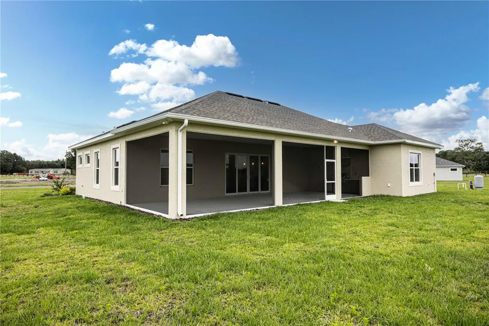 1439 CR 212 Oxford, FL 34484