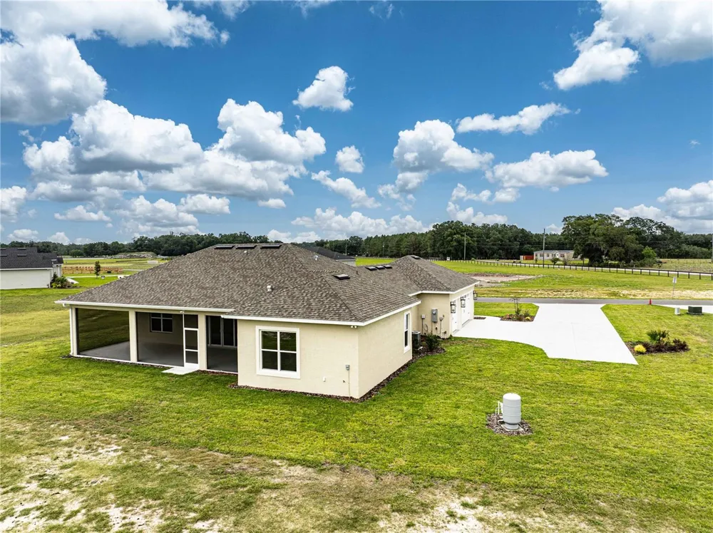 1439 CR 212 Oxford, FL 34484