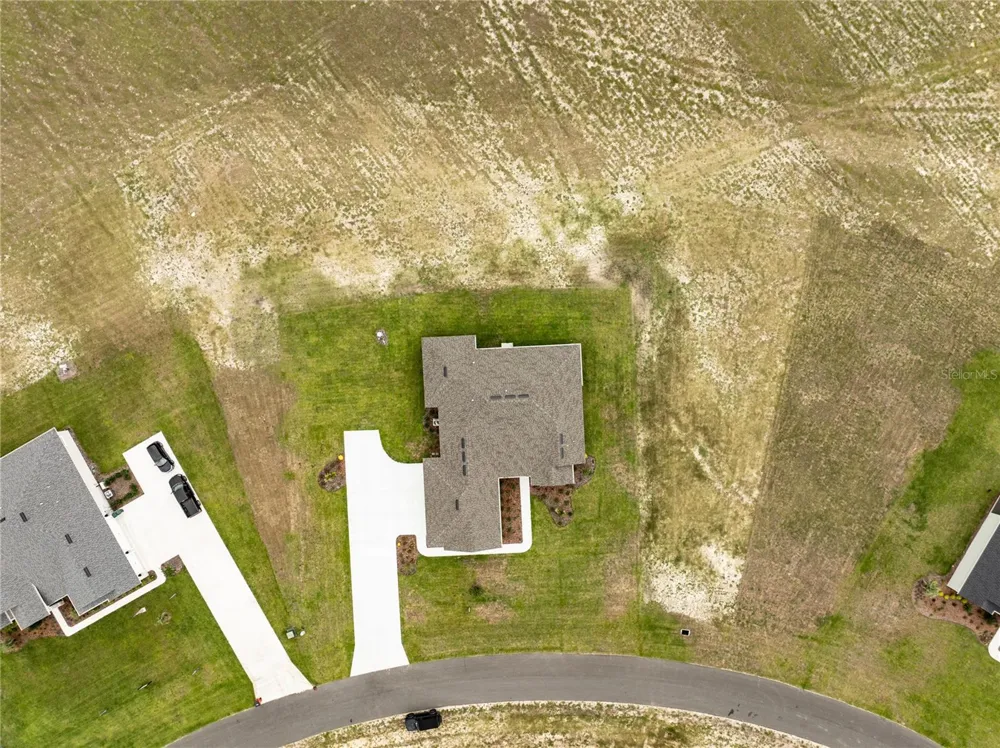 1439 CR 212 Oxford, FL 34484