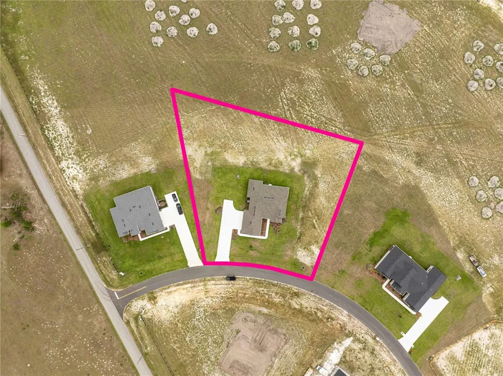 1439 CR 212 Oxford, FL 34484