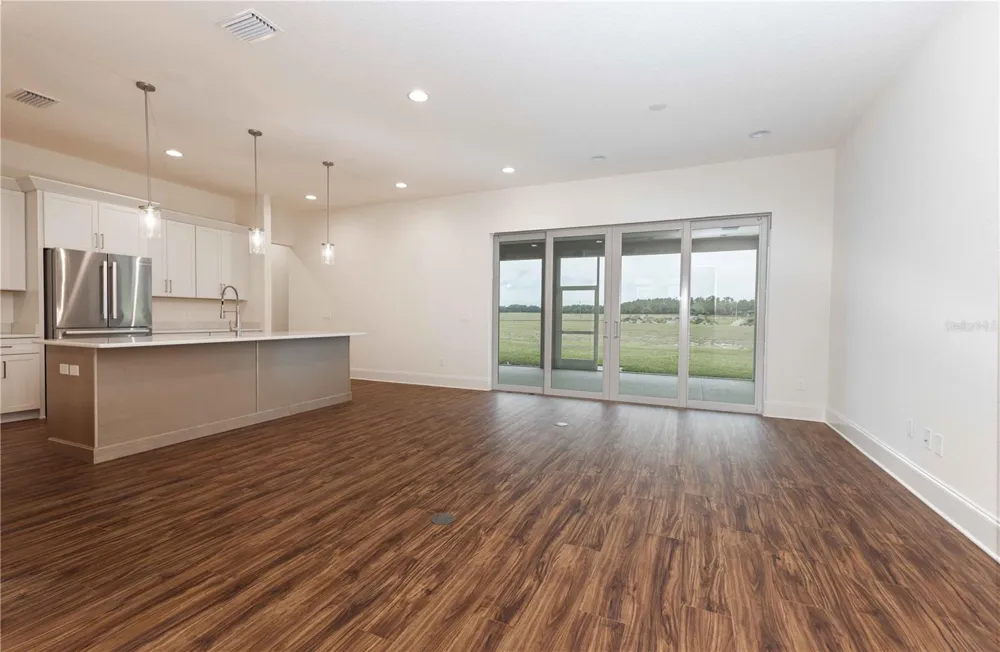 1439 CR 212 Oxford, FL 34484
