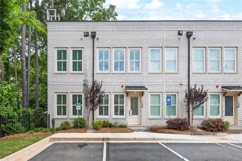 9040 Main Street #128