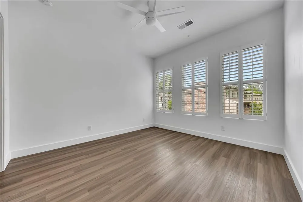 9040 Main Street #128 Woodstock, GA 30188