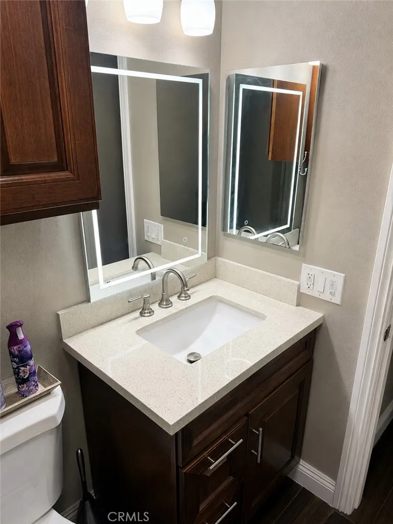7258 Exeter #6 Paramount, CA 90723