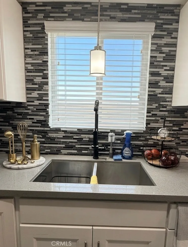 7258 Exeter #6 Paramount, CA 90723