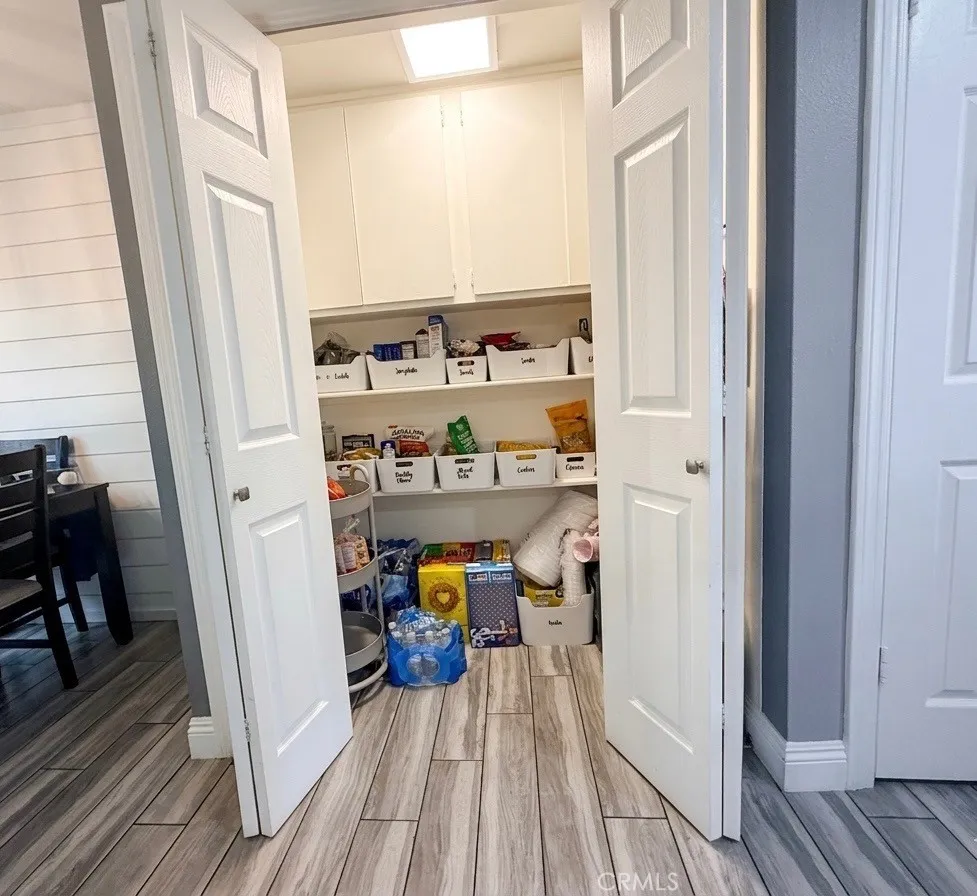 7258 Exeter #6 Paramount, CA 90723