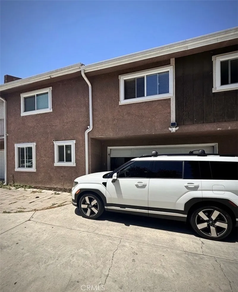 7258 Exeter #6 Paramount, CA 90723
