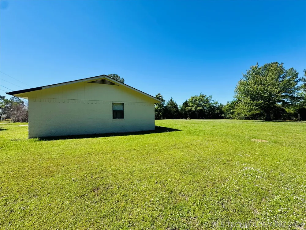 108612 S 4100 ROAD Checotah, OK 74426