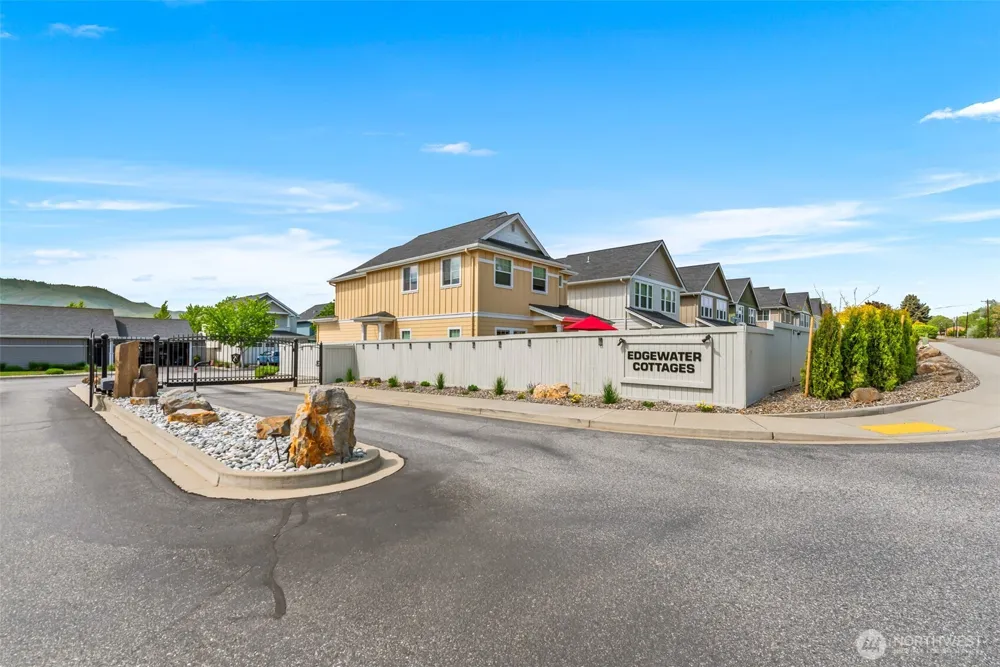 2452 NW Columbia Avenue #44 East Wenatchee, WA 98802