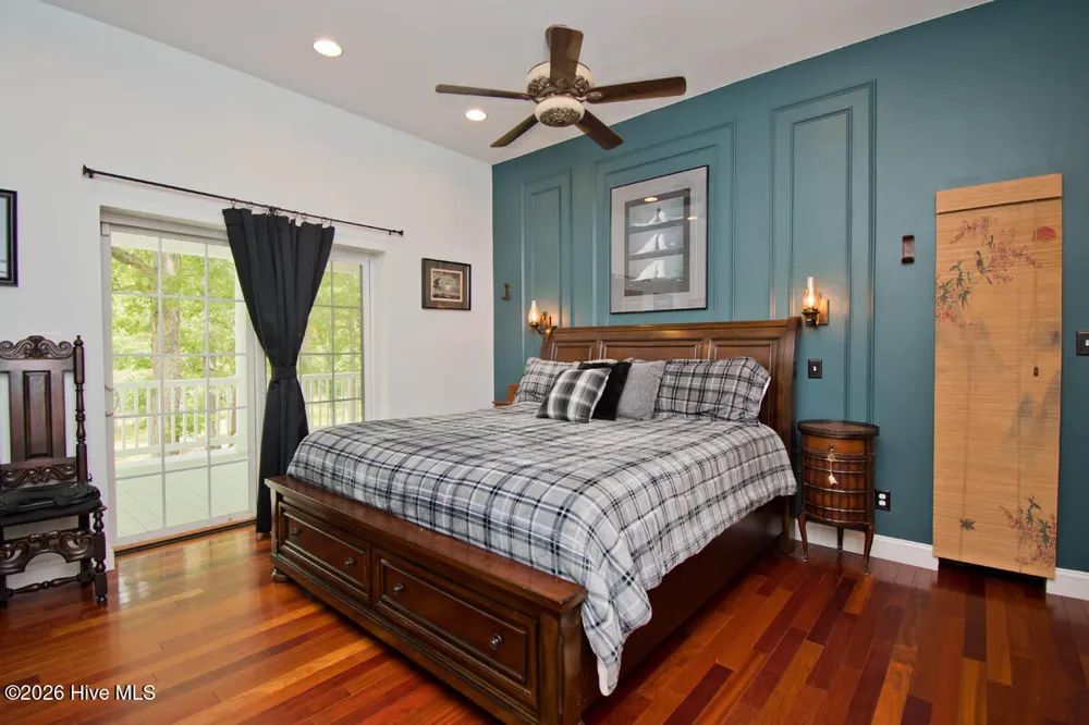 2525 Highway 58 Swansboro, NC 28584