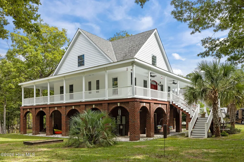 2525 Highway 58 Swansboro, NC 28584