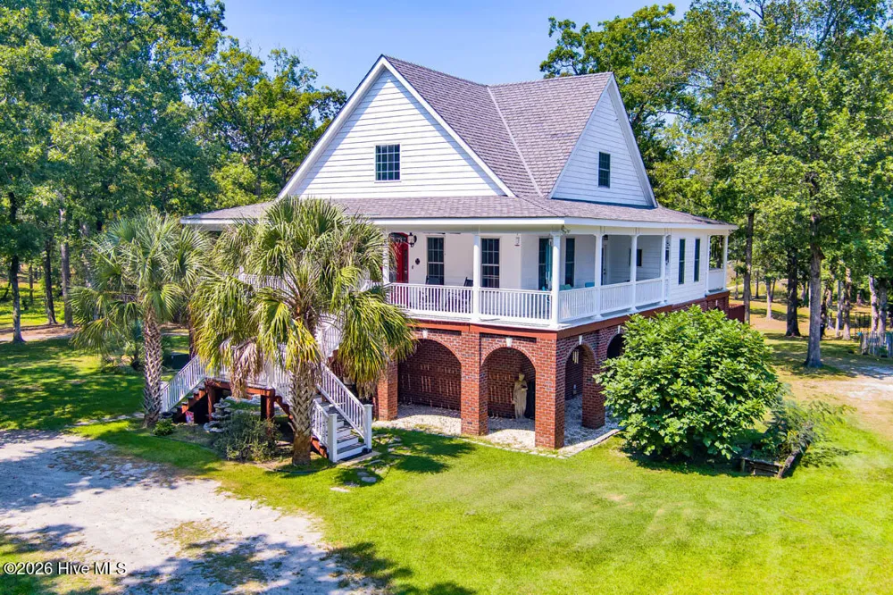 2525 Highway 58 Swansboro, NC 28584