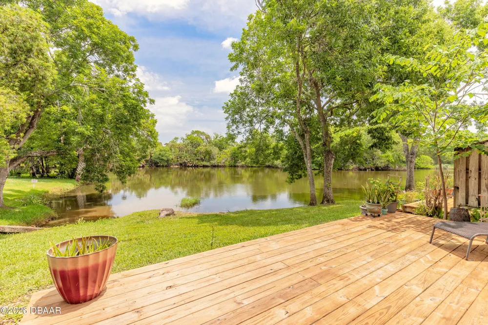 537 Lake Bridge Drive Ormond Beach, FL 32174