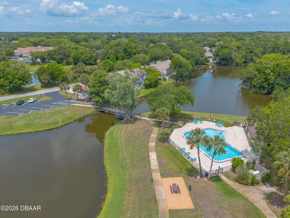 537 Lake Bridge Drive Ormond Beach, FL 32174