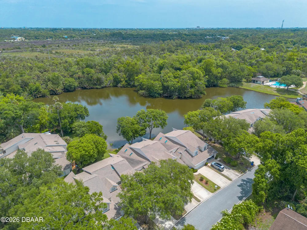 537 Lake Bridge Drive Ormond Beach, FL 32174