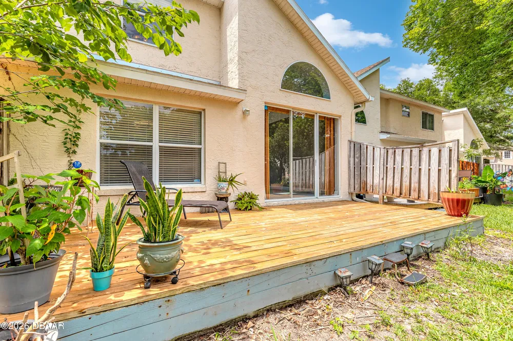 537 Lake Bridge Drive Ormond Beach, FL 32174