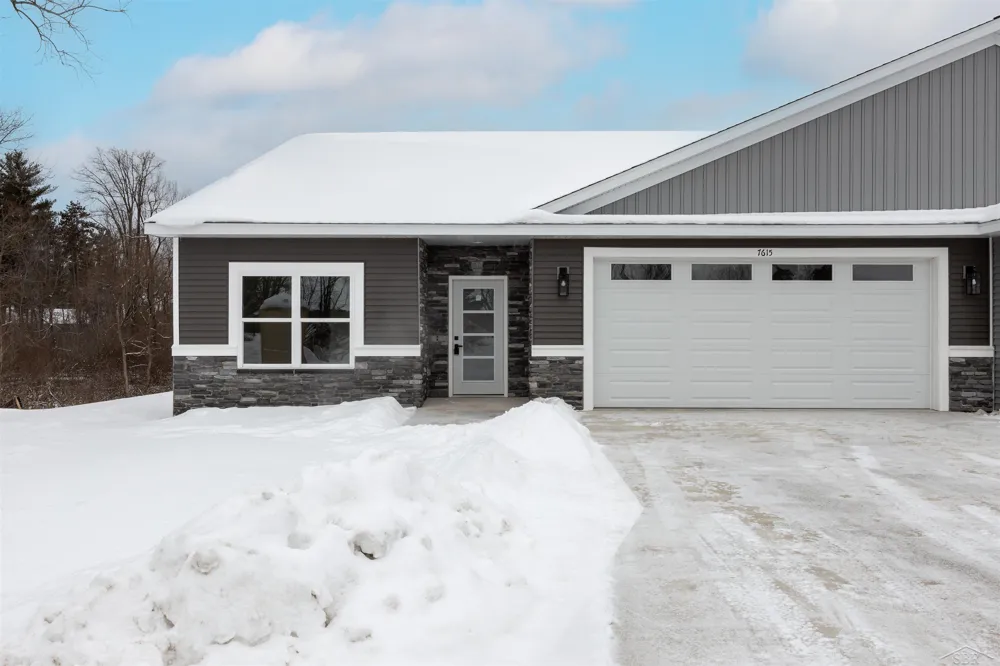 7615 Cole Lane Midland City, MI 48642