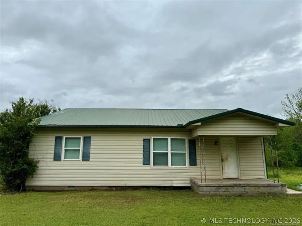 26945 S 206 ROAD Henryetta, OK 74437