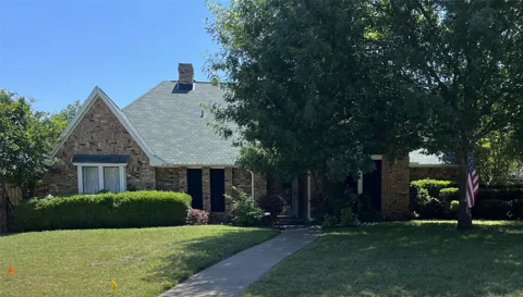 627 Meadowbrooke Place