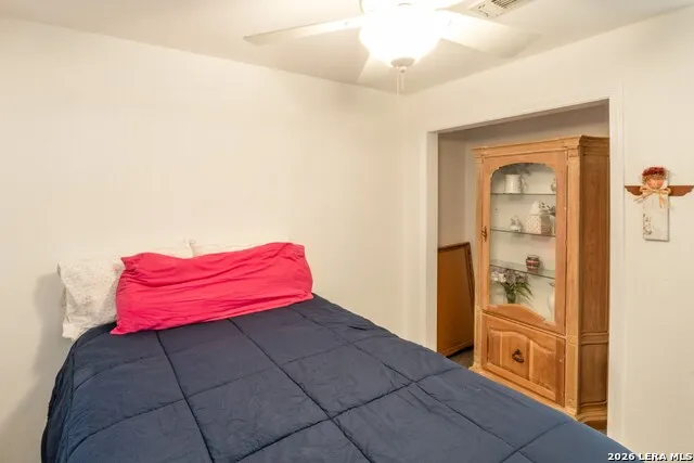992 Bunk Road Utopia, TX 78884