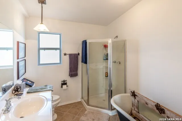 992 Bunk Road Utopia, TX 78884