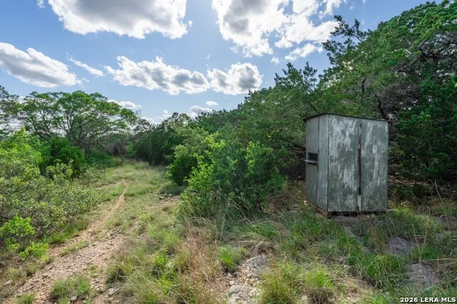 992 Bunk Road Utopia, TX 78884