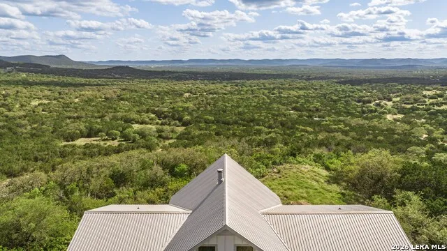 992 Bunk Road Utopia, TX 78884
