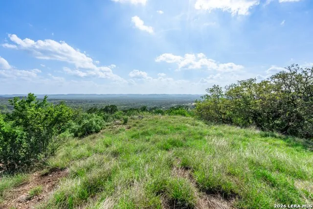 992 Bunk Road Utopia, TX 78884