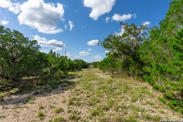 992 Bunk Road Utopia, TX 78884
