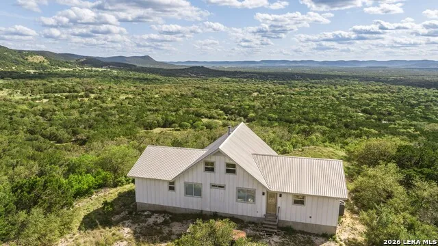 992 Bunk Road Utopia, TX 78884