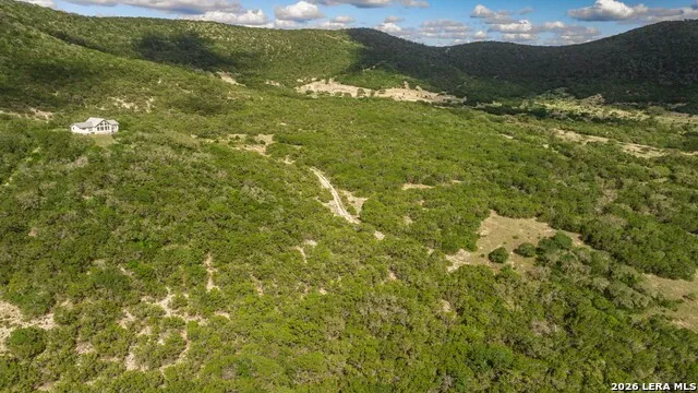 992 Bunk Road Utopia, TX 78884