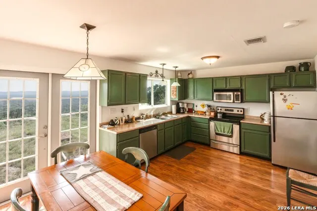 992 Bunk Road Utopia, TX 78884