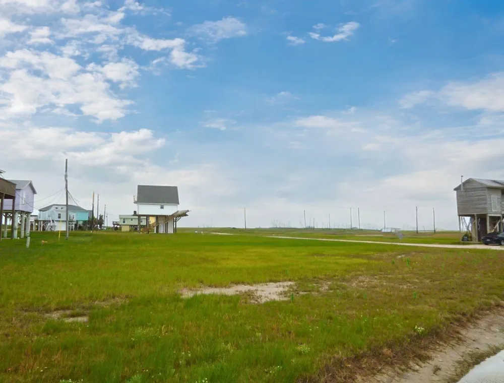 12922 Jean Lafitte Drive Freeport, TX 77541