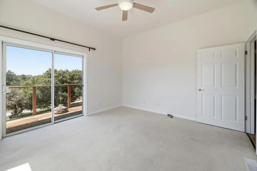 19269 Mallory Canyon Road #D Salinas, CA 93907