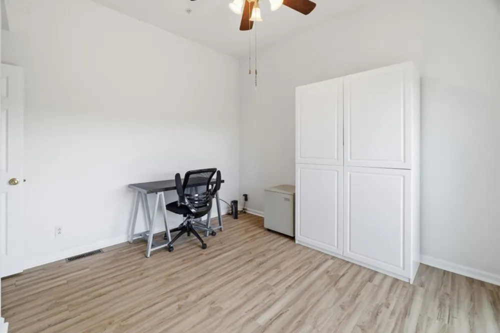 19269 Mallory Canyon Road #D Salinas, CA 93907
